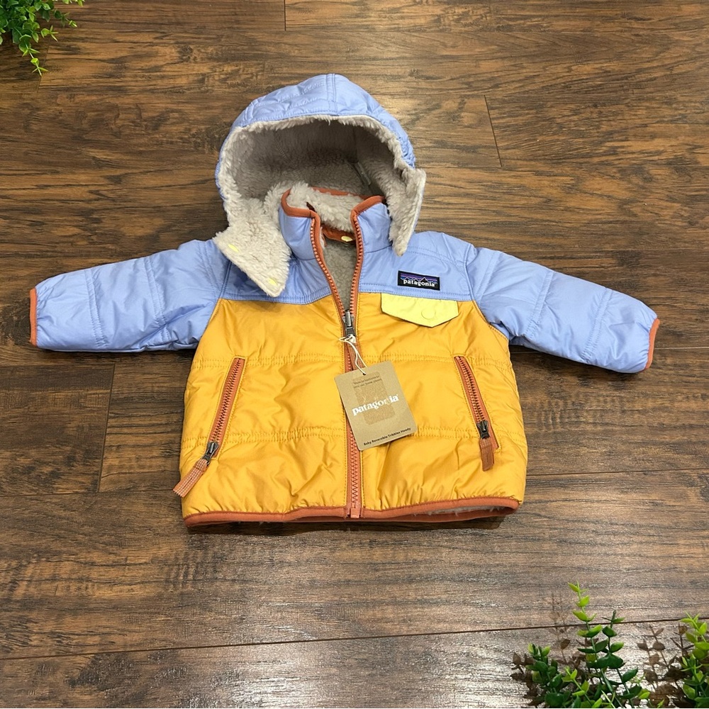 Patagonia Kids Jacket in Light Blue and Yellow